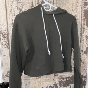 Wild Fable Army green cropped sweatshirt Womens XS